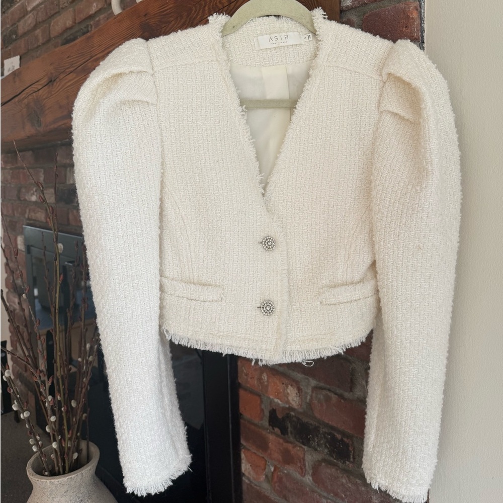 ASTR Cropped Tweed Lady Jacket